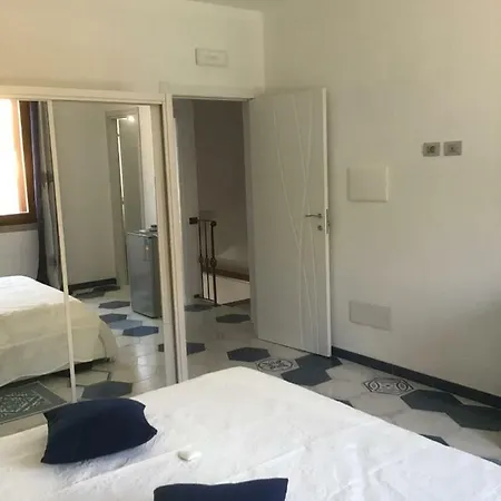 De Mar Bed & Breakfast *