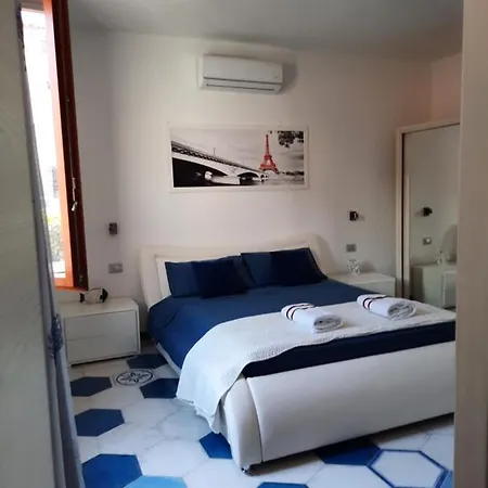 Alojamento de Acomodação e Pequeno-almoço De Mar Santa Teresa Gallura