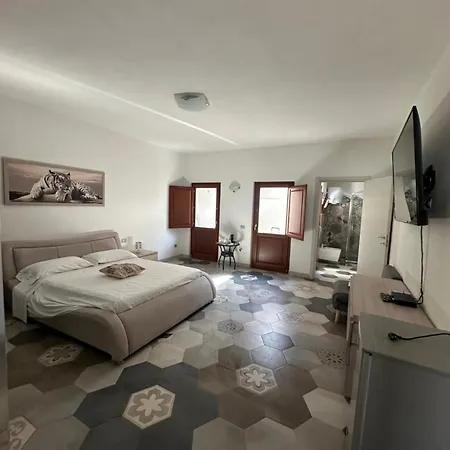 De Mar 3*