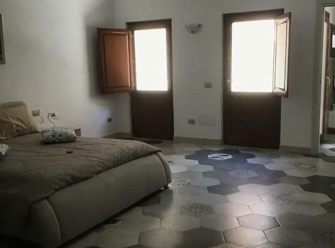 De Mar ベッド・アンド・ブレックファスト サンタ・テレーザ・ガッルーラ